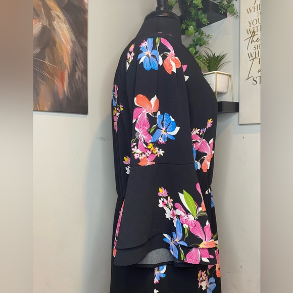 A.N.D EAWY Black Floral Dress - Picture 2 of 10